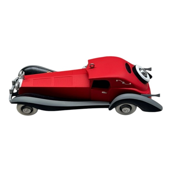 Hallmark 2021 Ornament A De Vil-ish Ride Disney 101 Dalmations NEW IN BOX - Picture 3 of 7